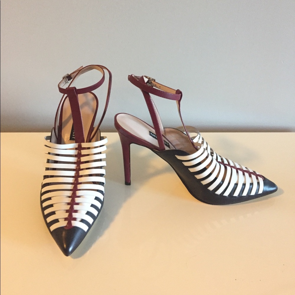 Nine West Tlank heels red/white/black statement 9